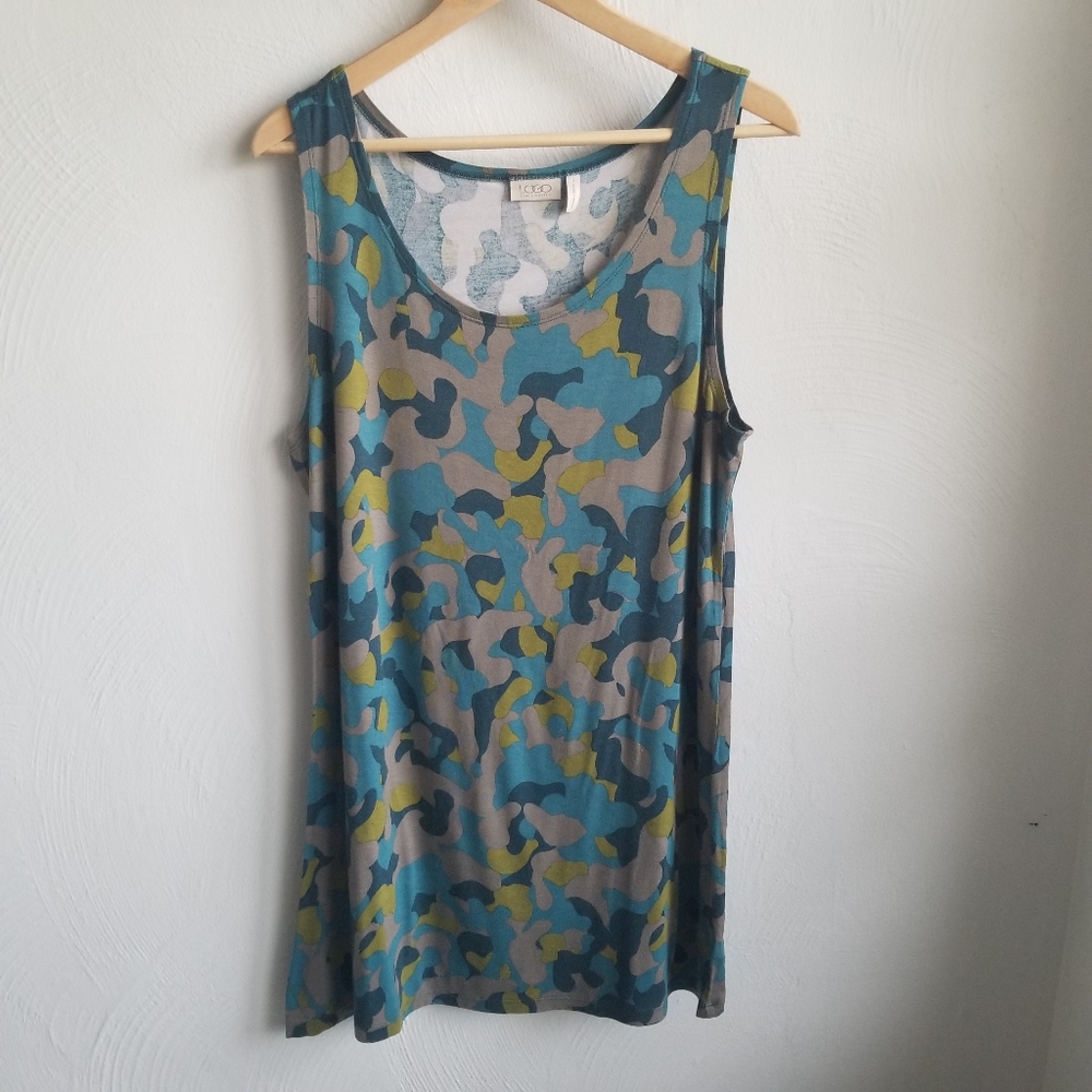 Logo by Lori Goldstein Camo Print Tank Sz L